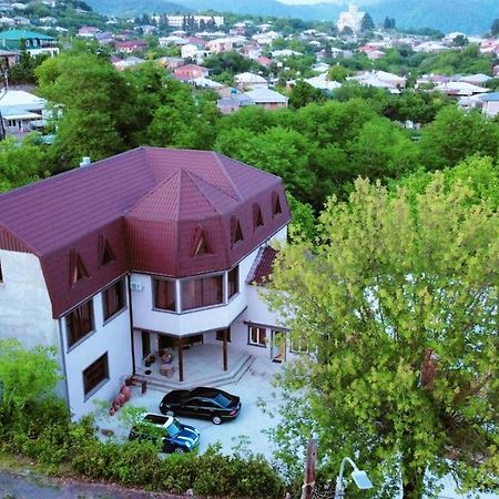 Inaisi Hotel Kutaisi Exterior foto